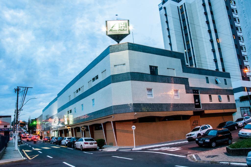 Alves Hotel Marília Exterior photo